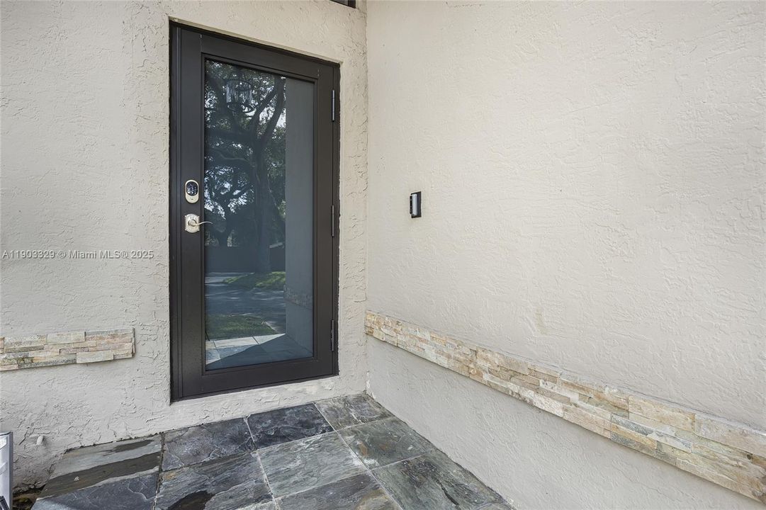 Recently Rented: $3,600 (4 beds, 3 baths, 1413 Square Feet)