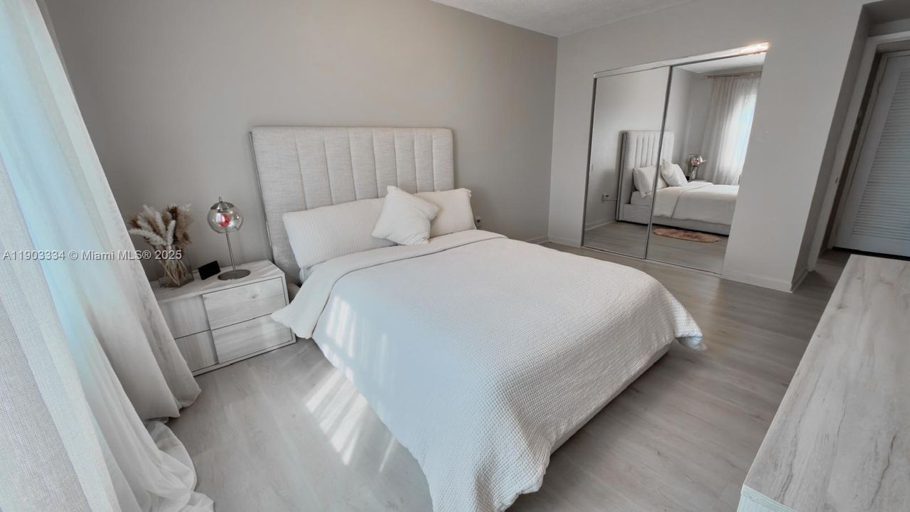 For Rent: $1,995 (1 beds, 1 baths, 705 Square Feet)