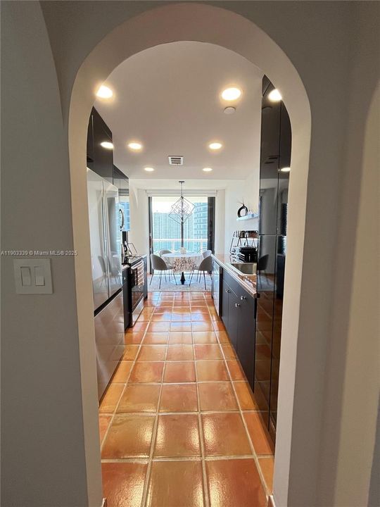 For Rent: $4,500 (2 beds, 2 baths, 1508 Square Feet)