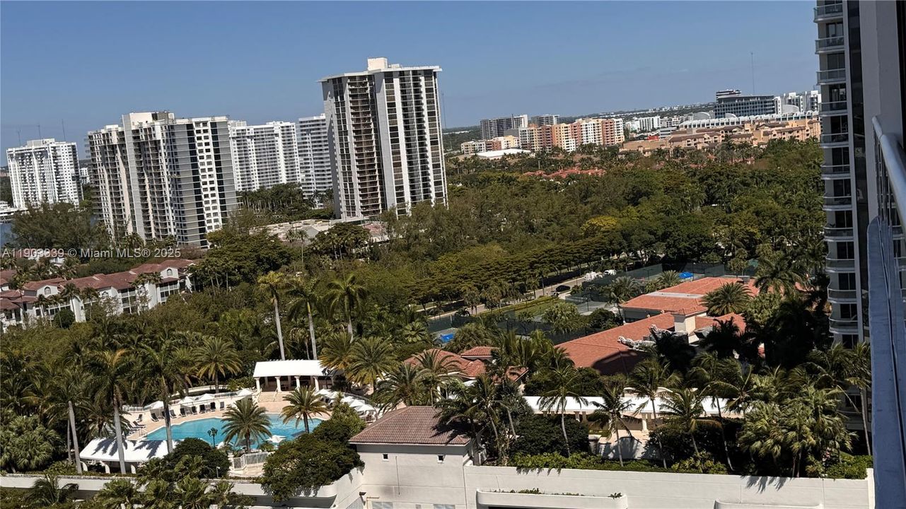 For Rent: $4,500 (2 beds, 2 baths, 1508 Square Feet)