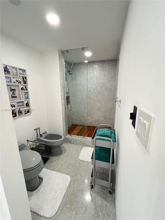 For Rent: $4,500 (2 beds, 2 baths, 1508 Square Feet)