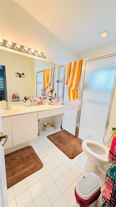 На продажу: $714,999 (3 спален, 2 ванн, 1616 Квадратных фут)