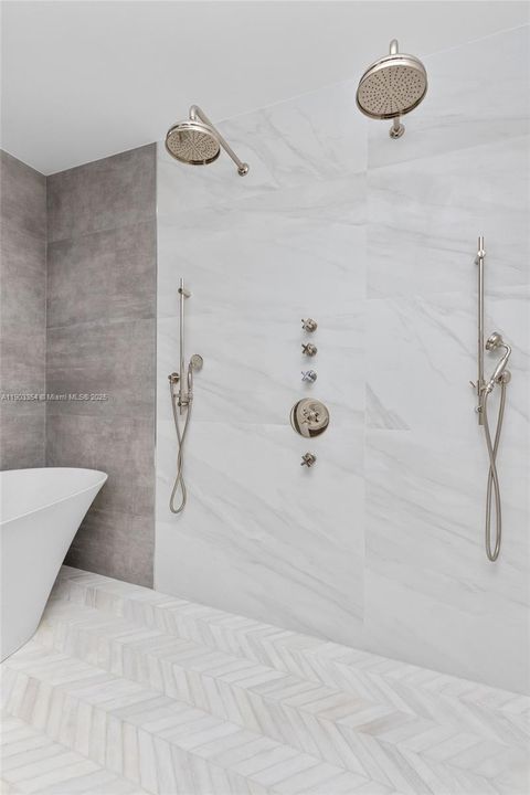 待售: $2,995,000 (4 贝兹, 3 浴室, 2388 平方英尺)