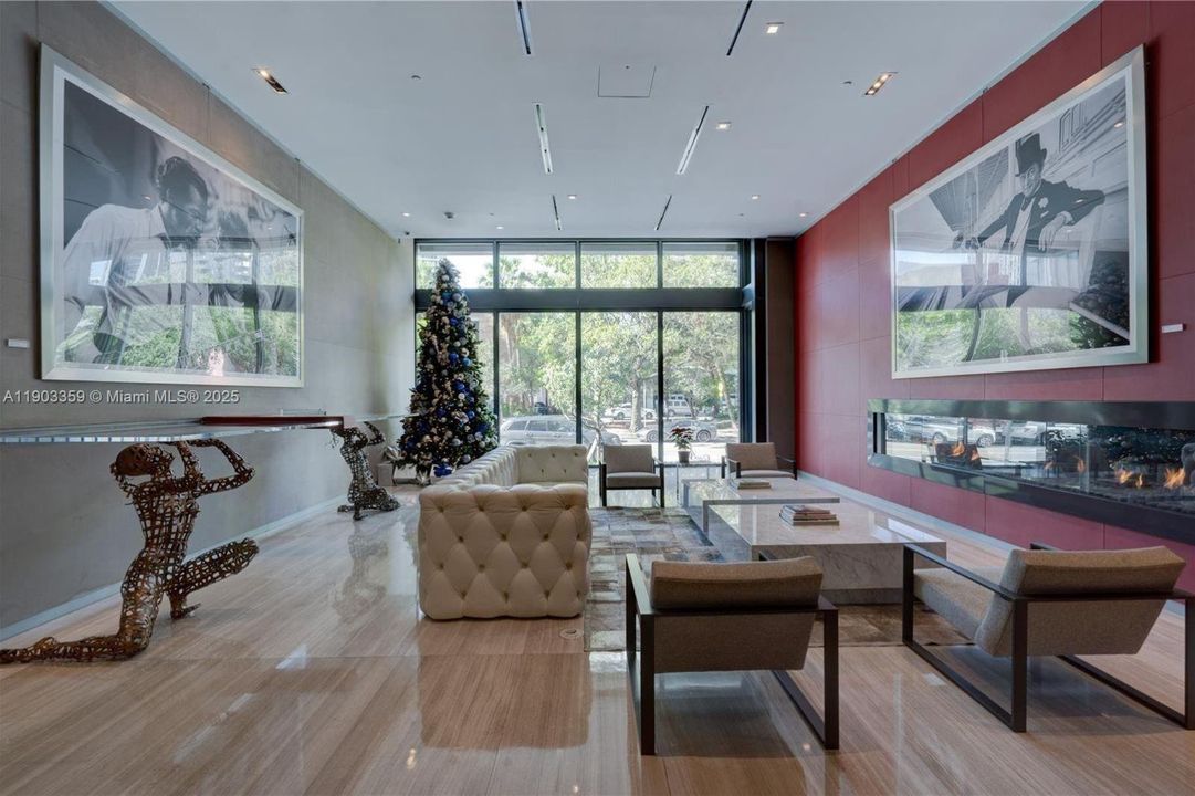 Recently Rented: $4,000 (1 beds, 1 baths, 748 Square Feet)