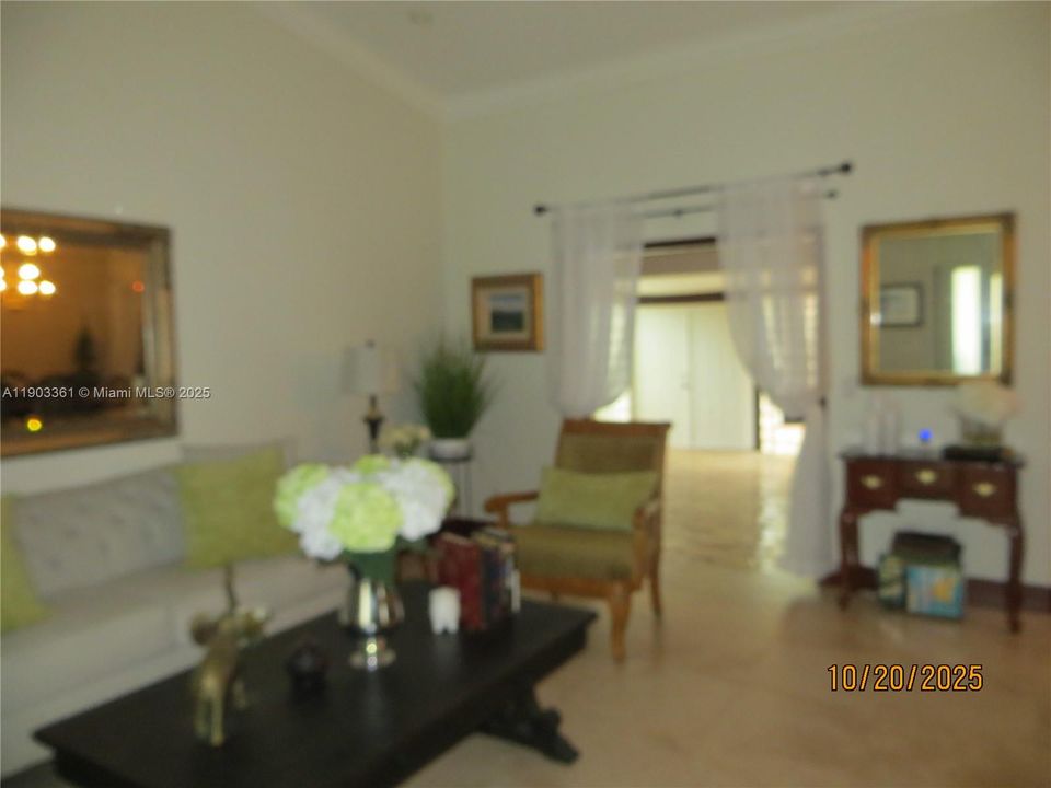 For Sale: $720,000 (3 beds, 2 baths, 2283 Square Feet)