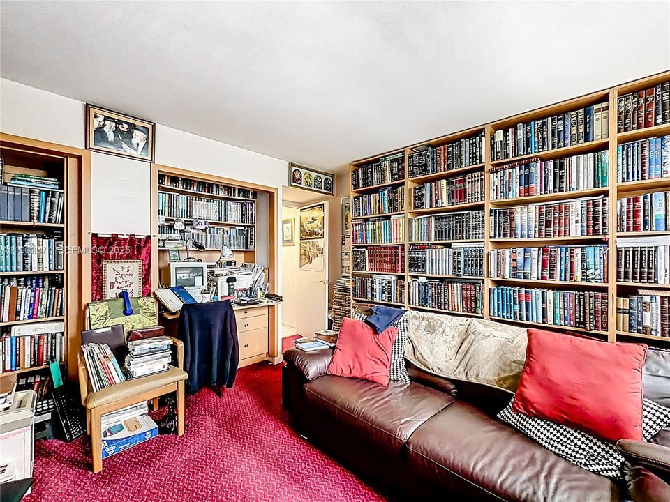 For Sale: $780,000 (3 beds, 3 baths, 2267 Square Feet)