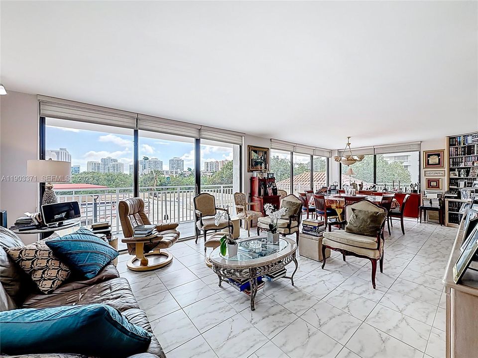 For Sale: $780,000 (3 beds, 3 baths, 2267 Square Feet)