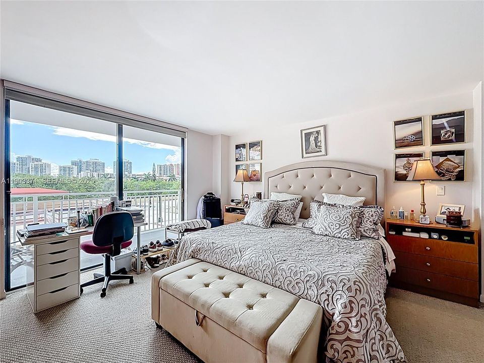 For Sale: $780,000 (3 beds, 3 baths, 2267 Square Feet)