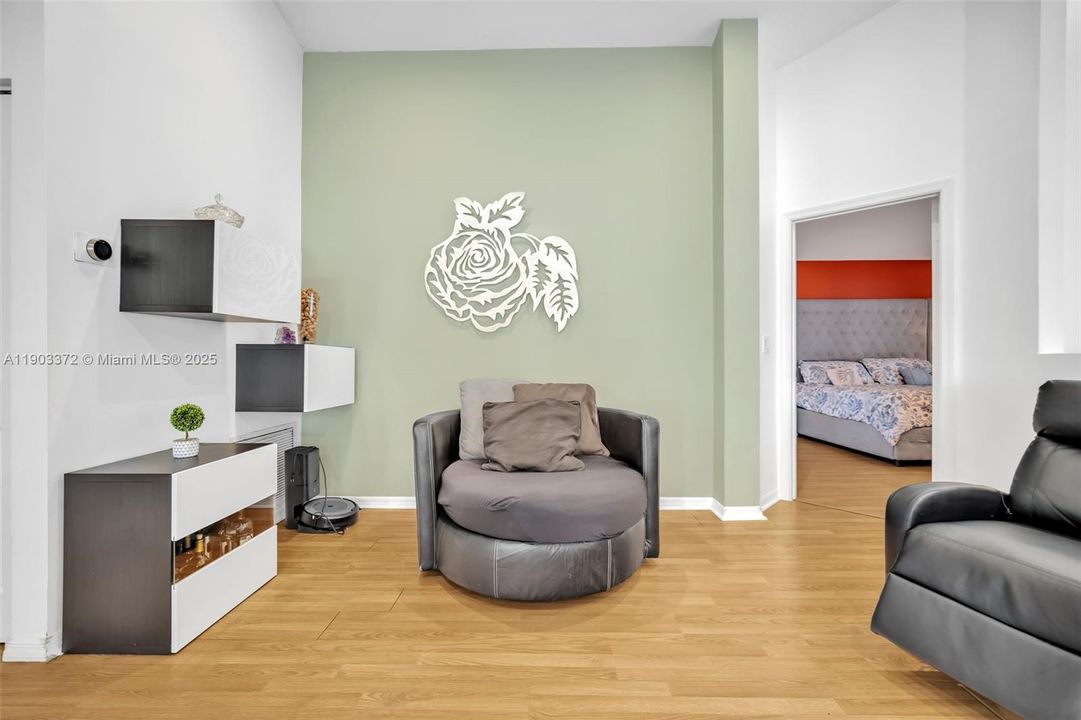 На продажу: $595,000 (3 спален, 2 ванн, 1462 Квадратных фут)