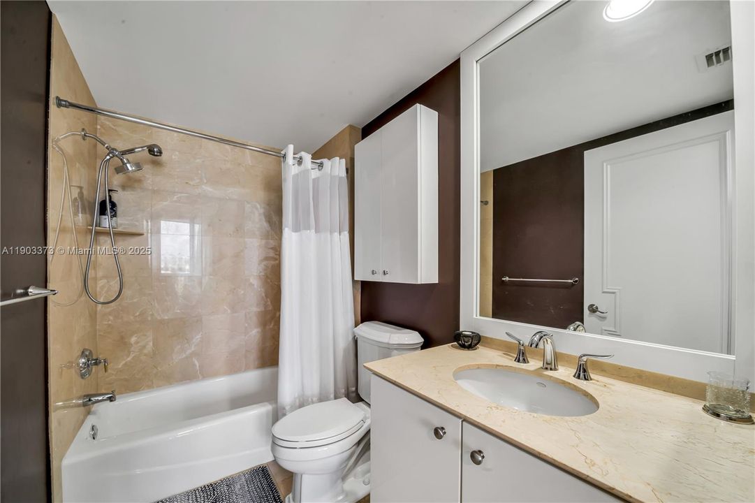 For Sale: $1,495,000 (2 beds, 2 baths, 1457 Square Feet)