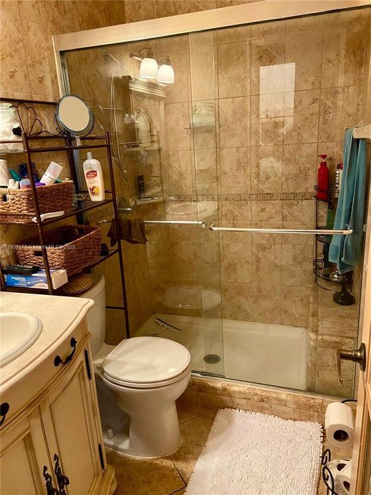 For Sale: $91,900 (1 beds, 1 baths, 620 Square Feet)