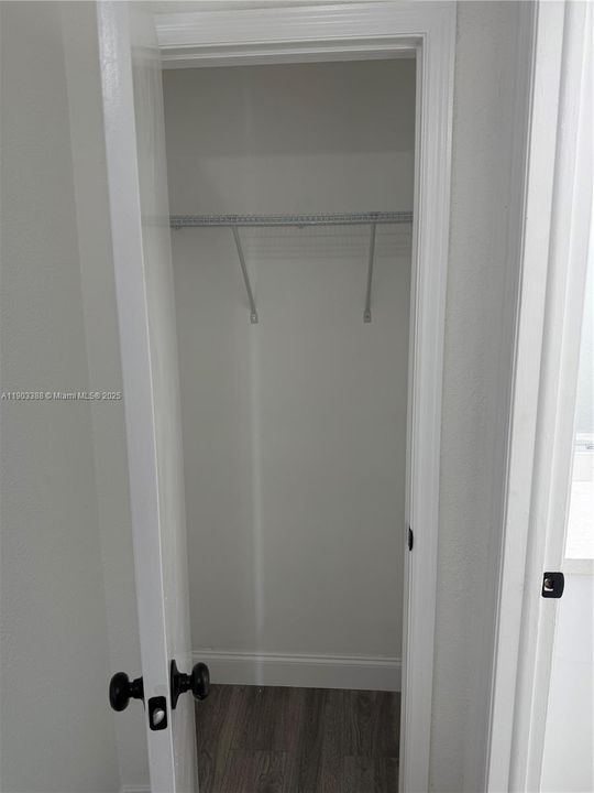 合同活跃: $3,200 (4 贝兹, 2 浴室, 1440 平方英尺)