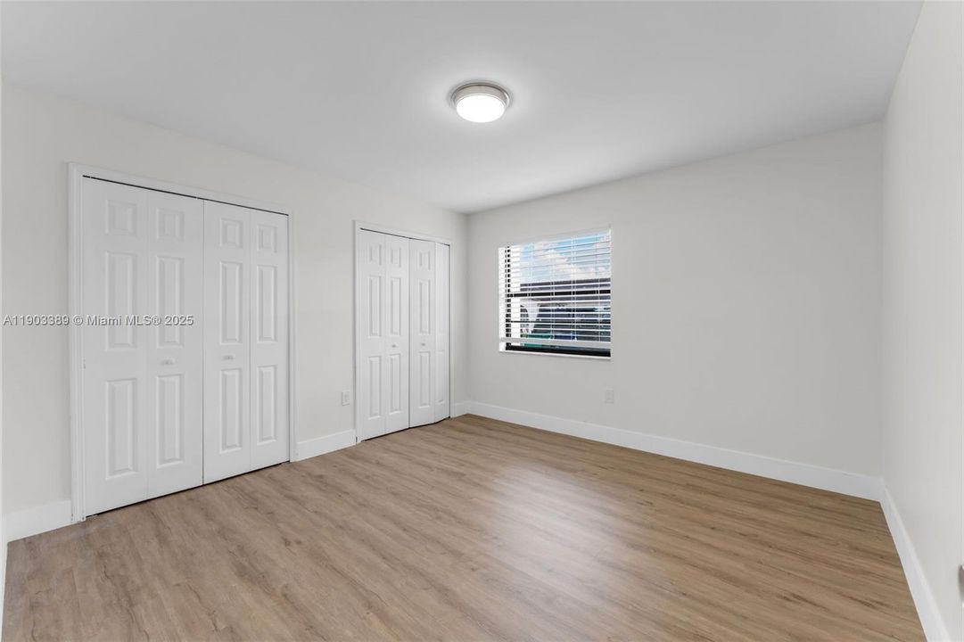 合同活跃: $638,440 (3 贝兹, 2 浴室, 1622 平方英尺)