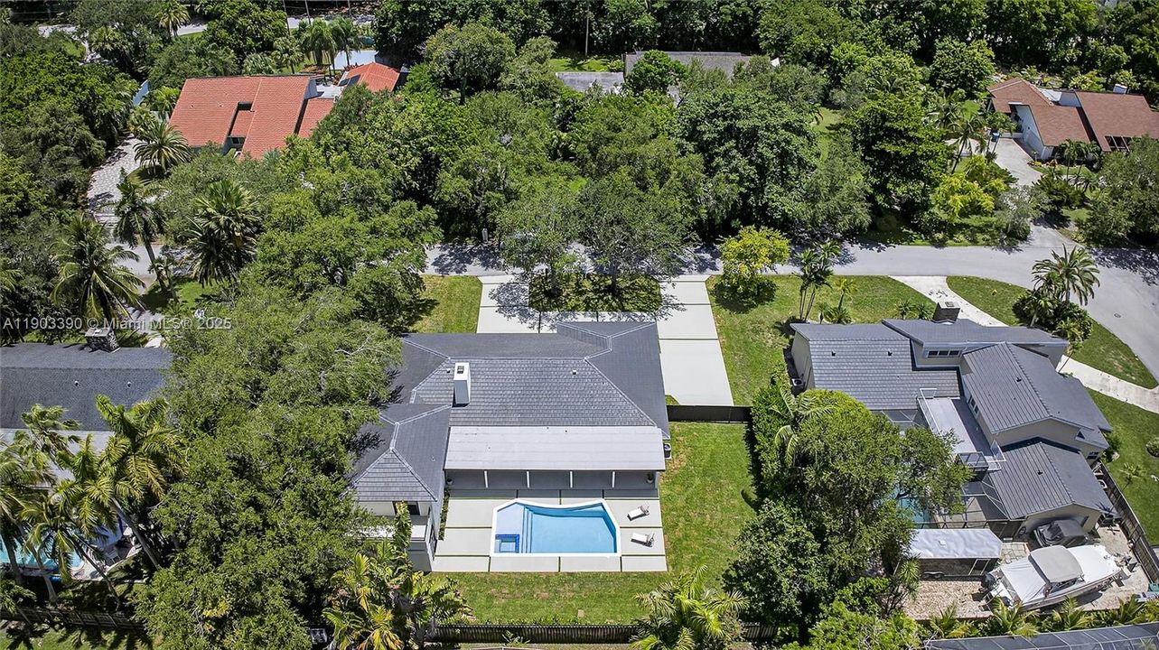 В аренду: $10,750 (6 спален, 4 ванн, 3286 Квадратных фут)