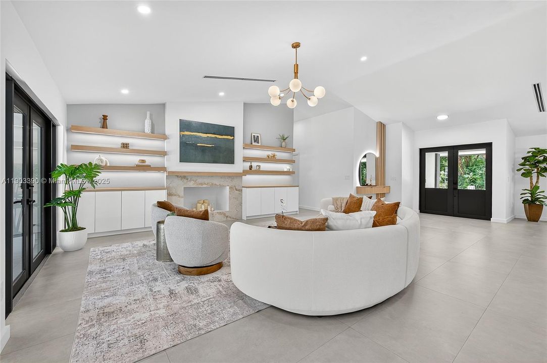 В аренду: $10,750 (6 спален, 4 ванн, 3286 Квадратных фут)