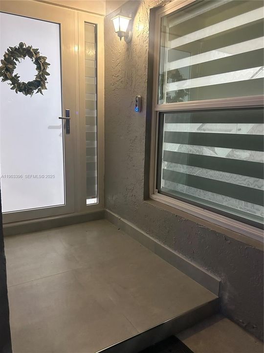 For Sale: $495,000 (3 beds, 2 baths, 1550 Square Feet)