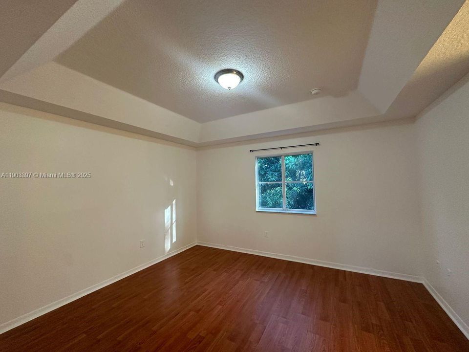 В аренду: $2,200 (3 спален, 2 ванн, 1509 Квадратных фут)