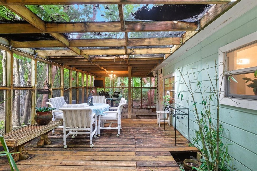 待售: $406,125 (2 贝兹, 2 浴室, 795 平方英尺)