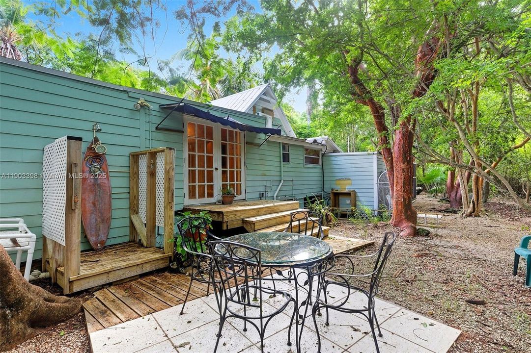 待售: $406,125 (2 贝兹, 2 浴室, 795 平方英尺)