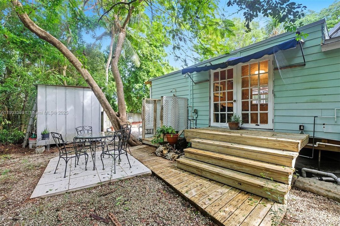 待售: $406,125 (2 贝兹, 2 浴室, 795 平方英尺)