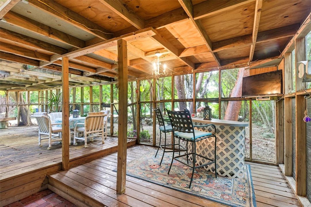 待售: $406,125 (2 贝兹, 2 浴室, 795 平方英尺)