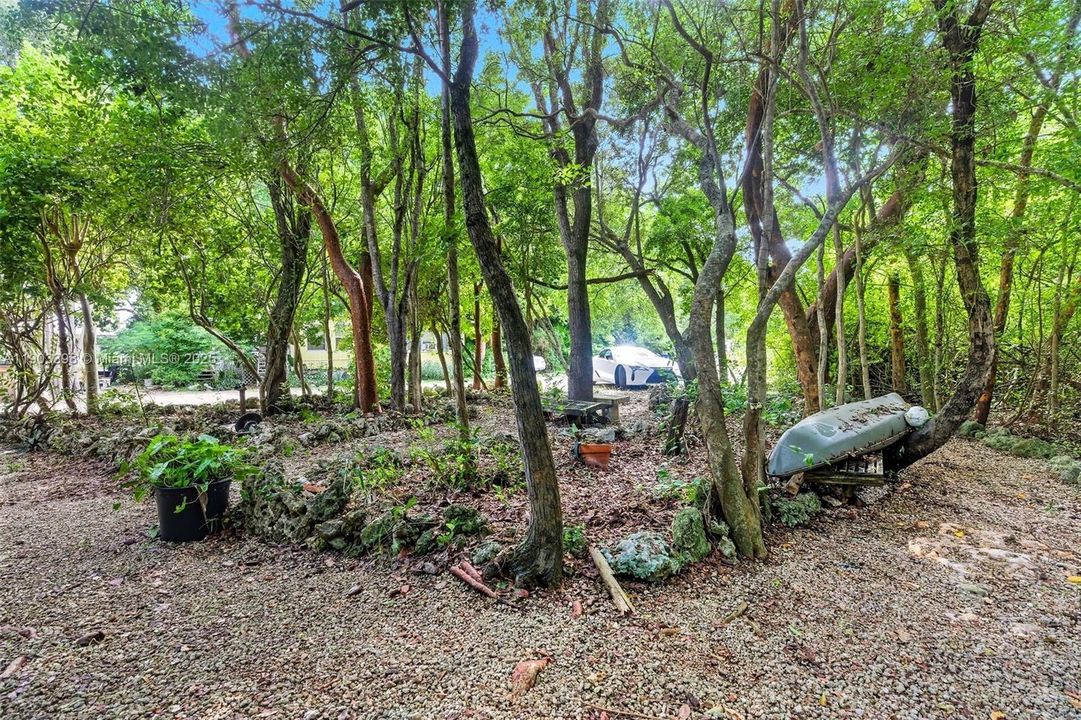 待售: $406,125 (2 贝兹, 2 浴室, 795 平方英尺)