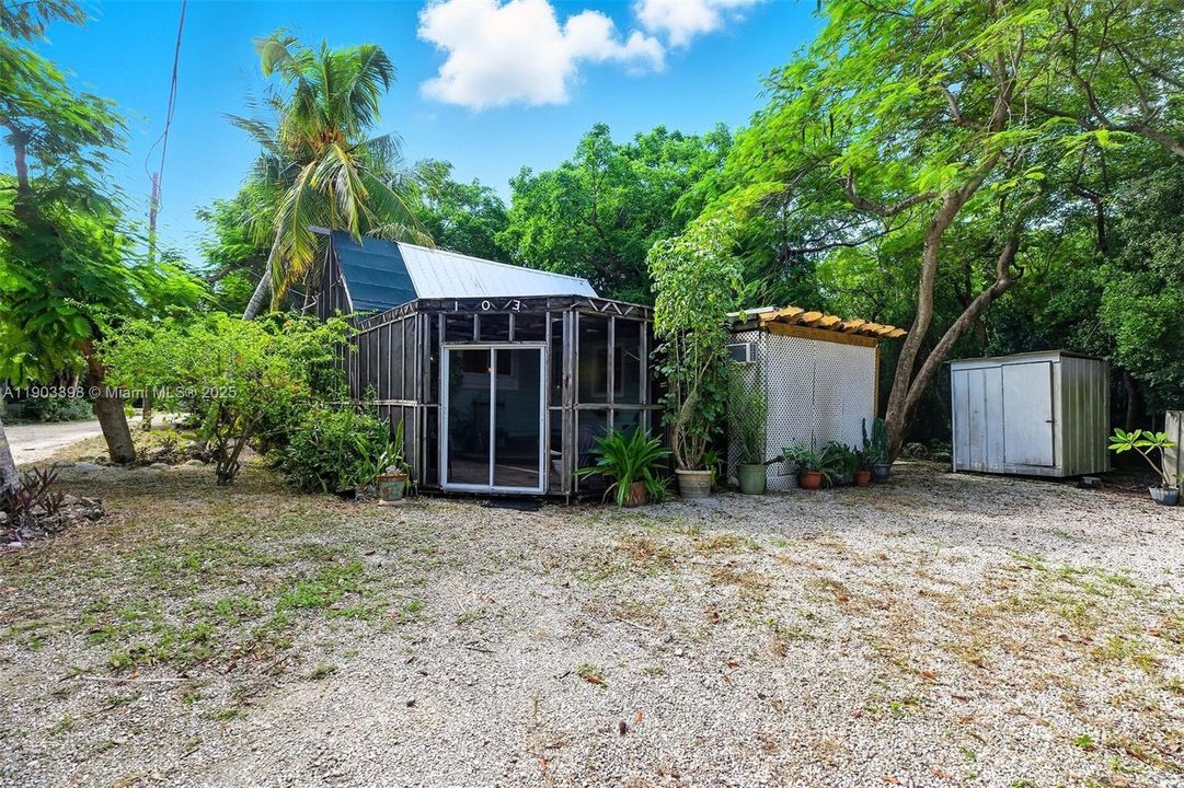 待售: $406,125 (2 贝兹, 2 浴室, 795 平方英尺)