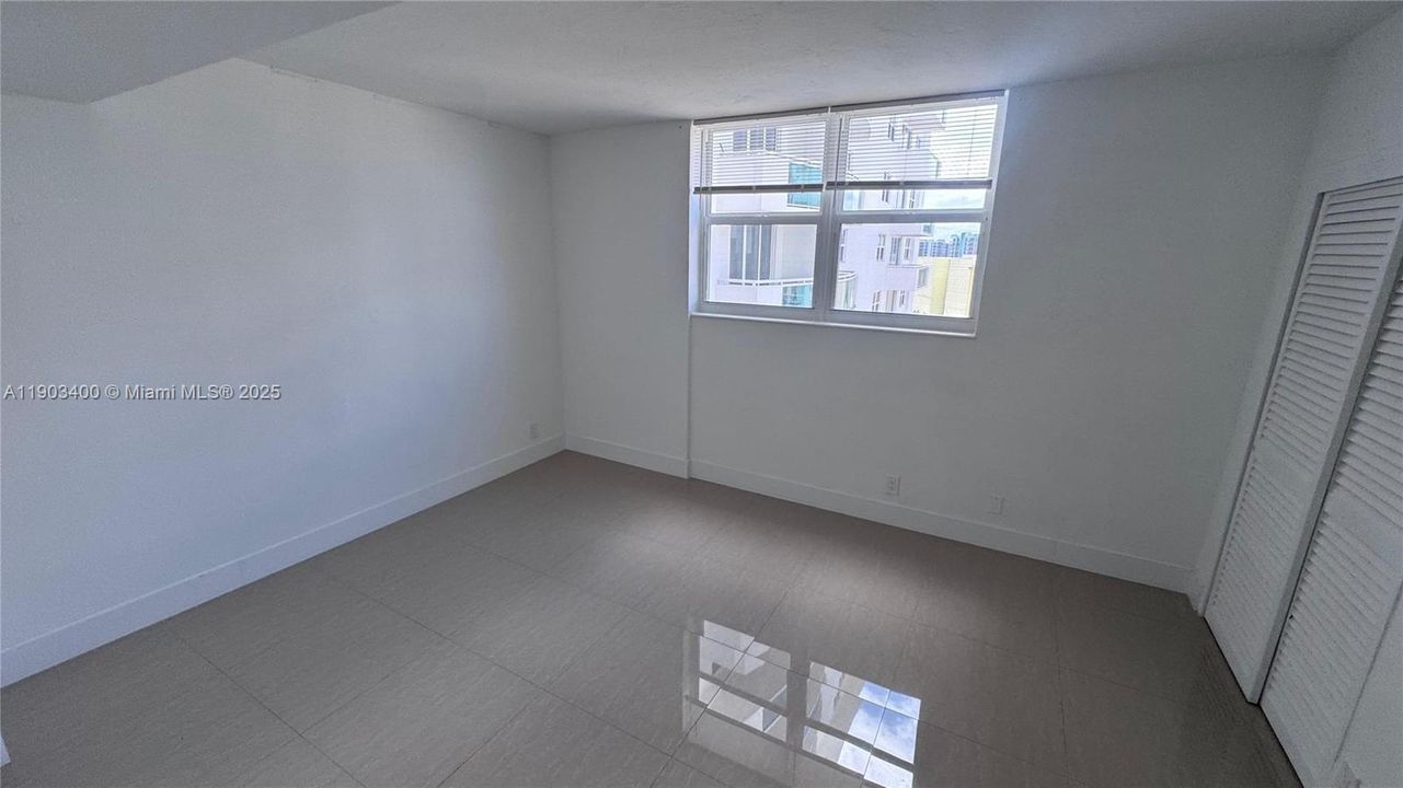 Recently Rented: $2,000 (1 beds, 1 baths, 817 Square Feet)