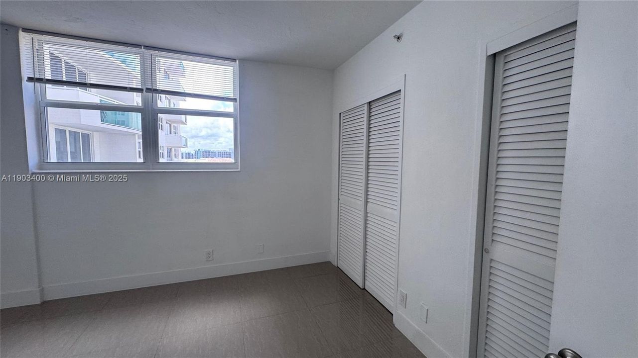 Recently Rented: $2,000 (1 beds, 1 baths, 817 Square Feet)
