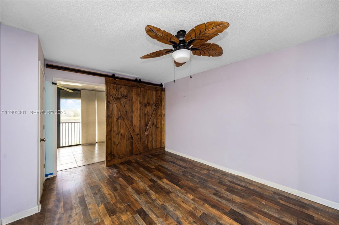 For Sale: $270,000 (3 beds, 2 baths, 1120 Square Feet)