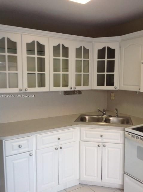 En Venta: $305,000 (2 camas, 2 baños, 850 Pies cuadrados)