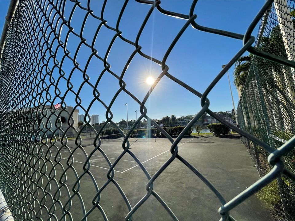 出租: $2,530 (2 贝兹, 2 浴室, 924 平方英尺)