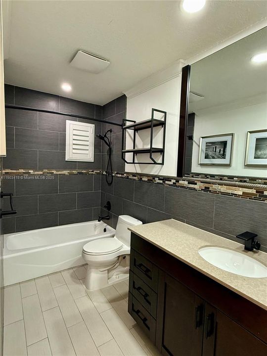 Recently Rented: $4,500 (5 beds, 3 baths, 2485 Square Feet)