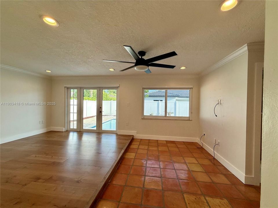 Recently Rented: $4,500 (5 beds, 3 baths, 2485 Square Feet)