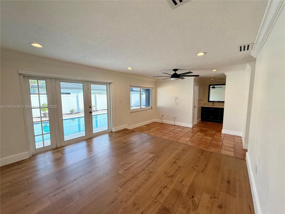 Recently Rented: $4,500 (5 beds, 3 baths, 2485 Square Feet)