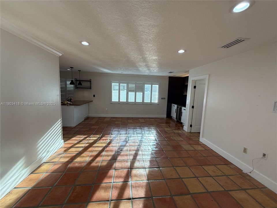 Recently Rented: $4,500 (5 beds, 3 baths, 2485 Square Feet)