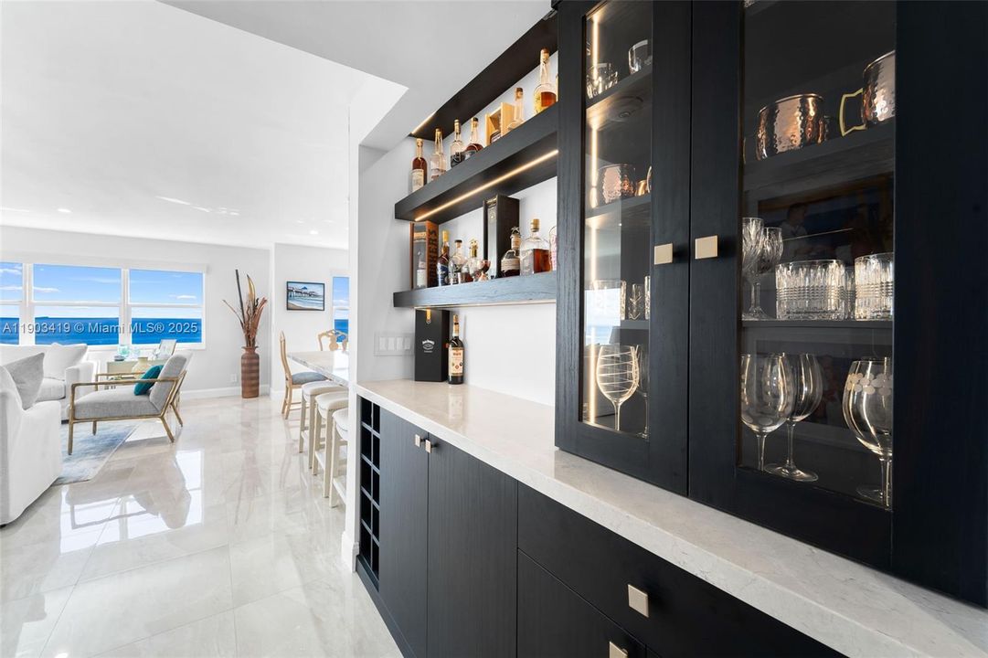 Activo con contrato: $1,250,000 (3 camas, 2 baños, 1600 Pies cuadrados)