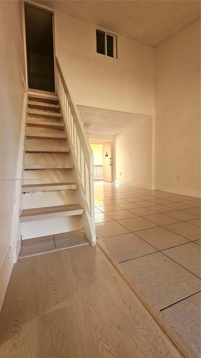 For Rent: $2,550 (3 beds, 2 baths, 1000 Square Feet)