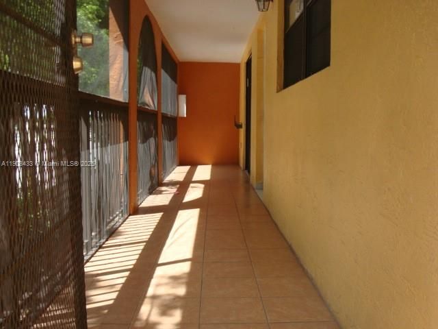 For Rent: $2,800 (3 beds, 2 baths, 1100 Square Feet)