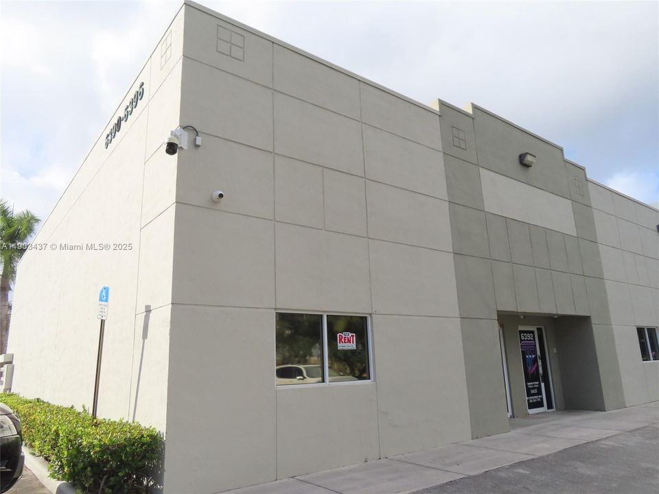 For Rent: $5,000 (0 beds, 0 baths, 0 Square Feet)