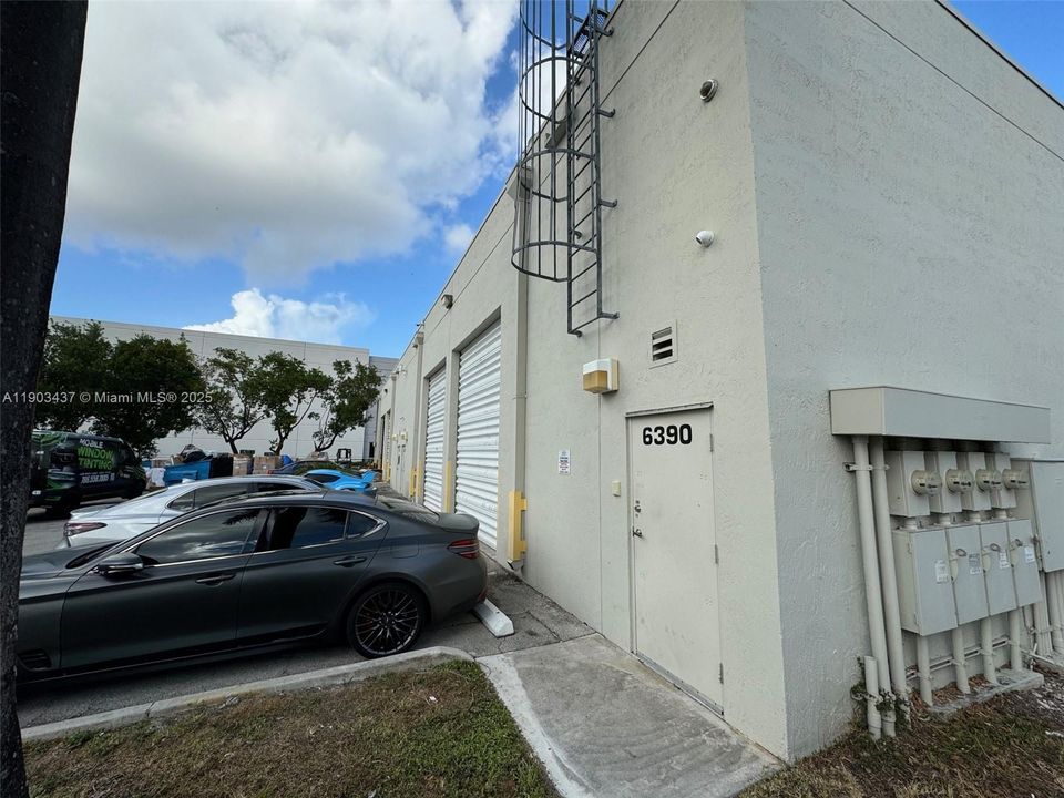 For Rent: $5,000 (0 beds, 0 baths, 0 Square Feet)