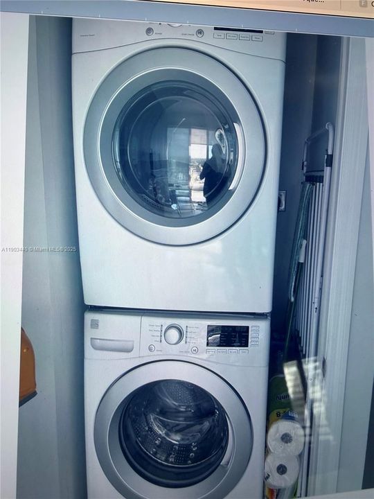 最近租的: $2,800 (1 贝兹, 1 浴室, 620 平方英尺)