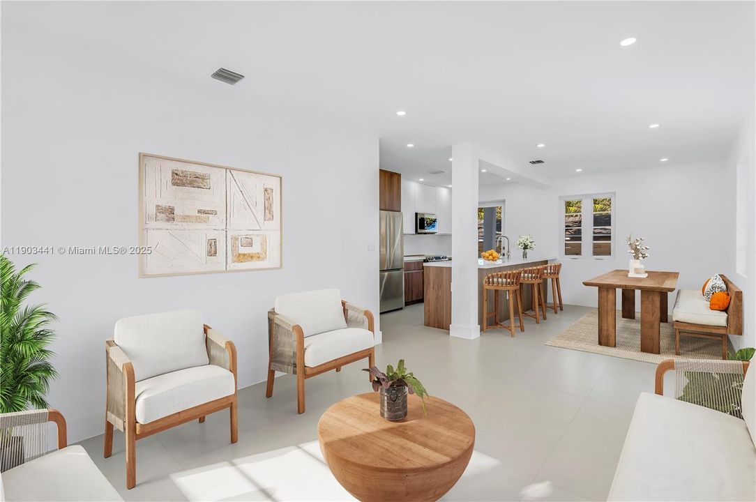 For Rent: $3,500 (2 beds, 2 baths, 990 Square Feet)