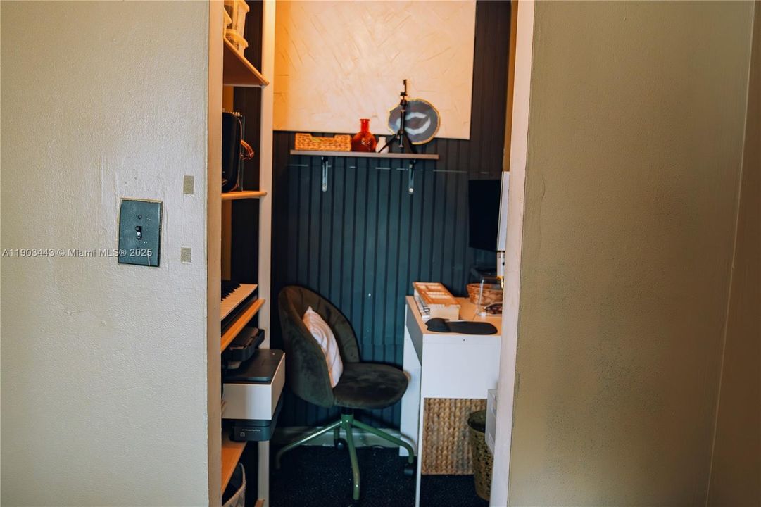 Activo con contrato: $330,000 (2 camas, 2 baños, 1230 Pies cuadrados)