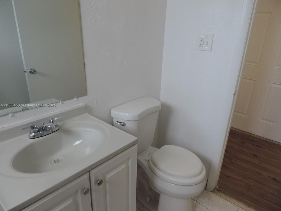 For Rent: $1,451 (1 beds, 1 baths, 610 Square Feet)