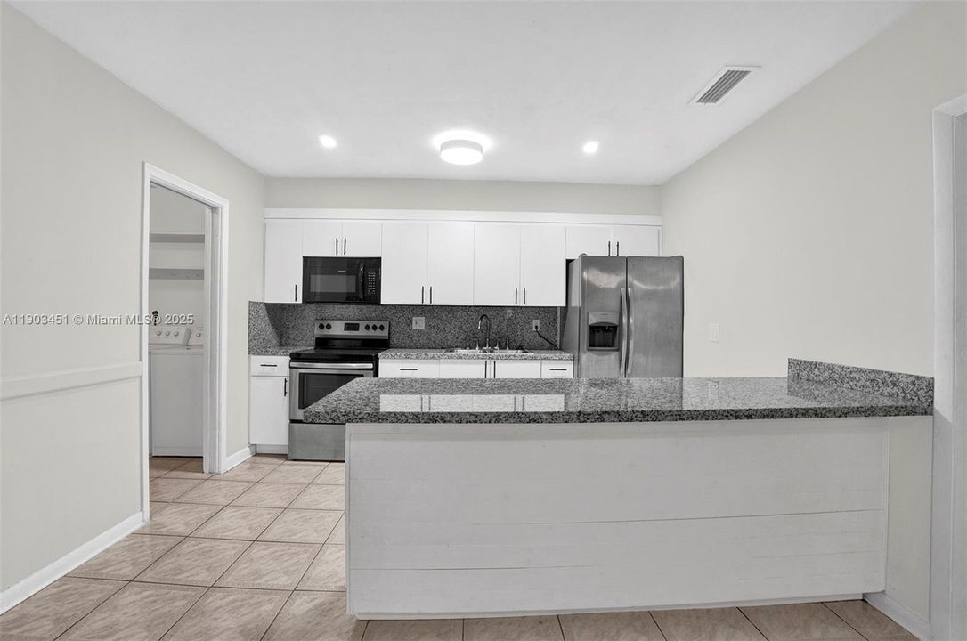 Recently Rented: $4,200 (4 beds, 2 baths, 3329 Square Feet)