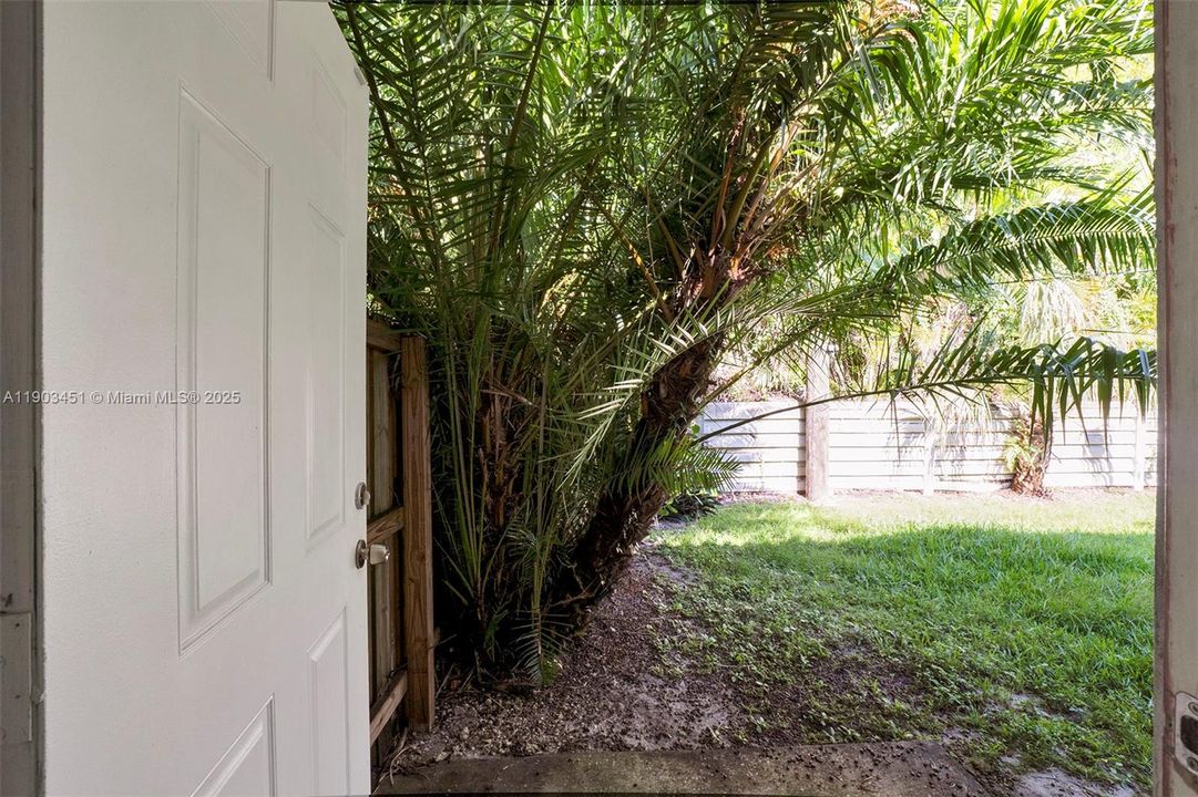 Recently Rented: $4,200 (4 beds, 2 baths, 3329 Square Feet)