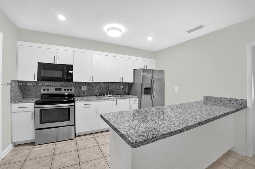 Recently Rented: $4,200 (4 beds, 2 baths, 3329 Square Feet)