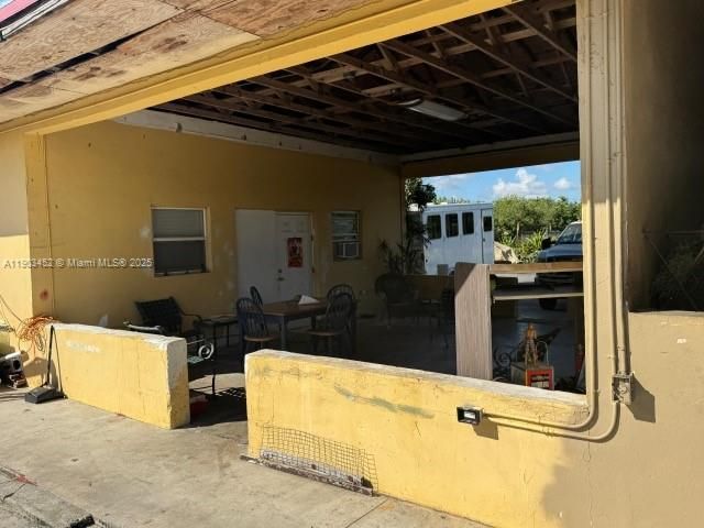 Active With Contract: $900,000 (0 beds, 0 baths, 0 Square Feet)