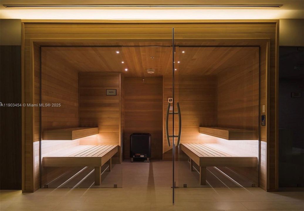 Recently Rented: $3,350 (1 beds, 1 baths, 766 Square Feet)